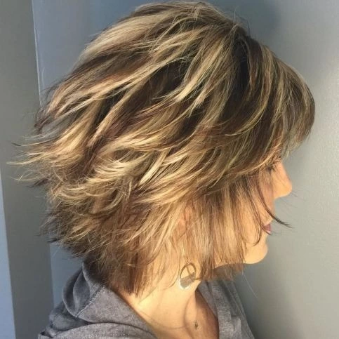 Neck-Length Hairstyle with Razored Layers hair